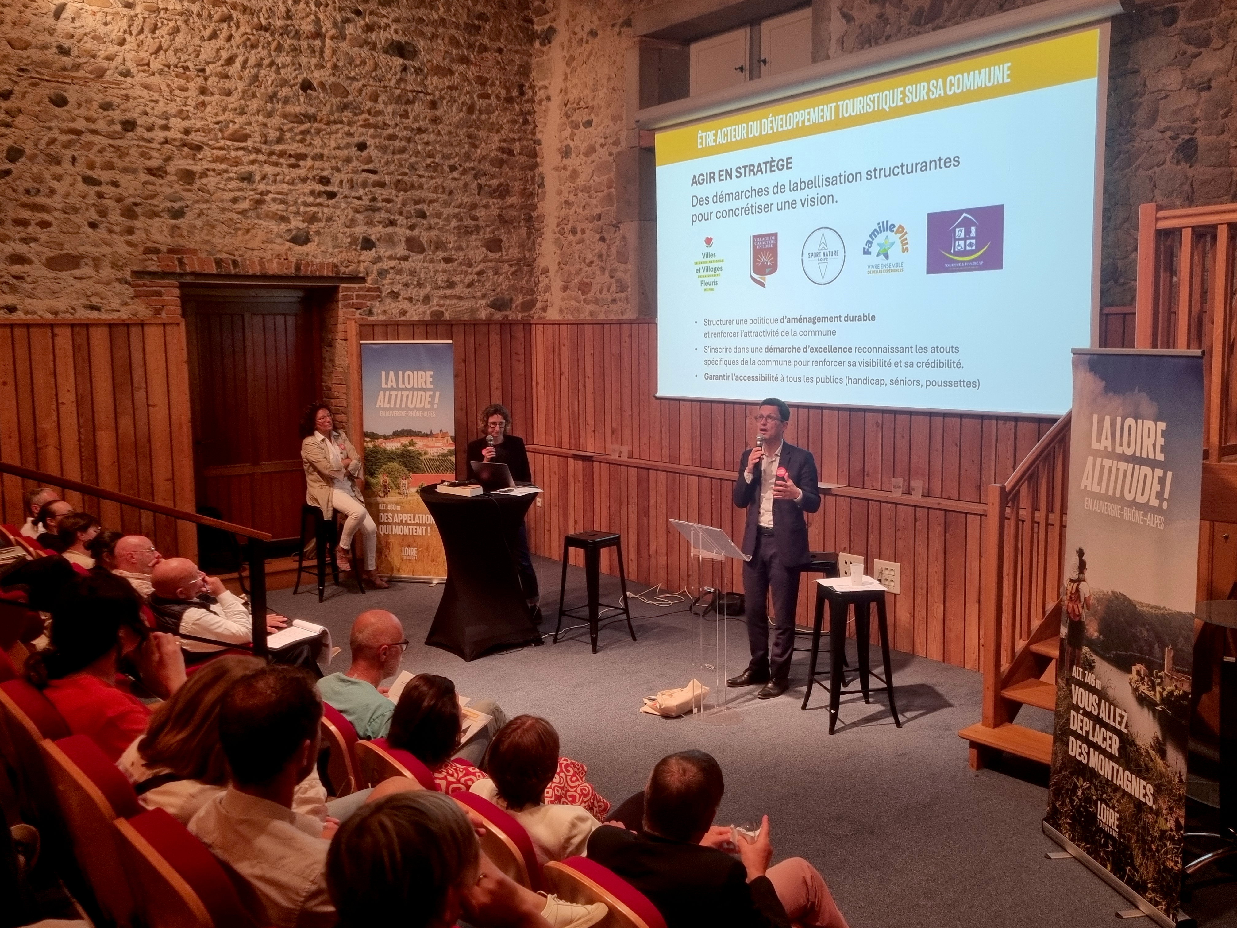Faire du tourisme un levier de développement local : Loire Tourisme mobilise les élus ligériens.